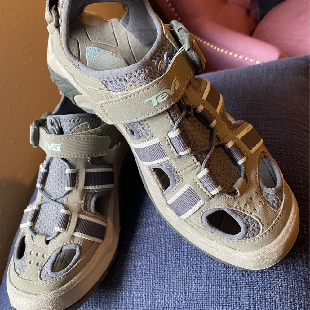 Teva Water Shoes Sandals 6154 size 8.5 Women’s